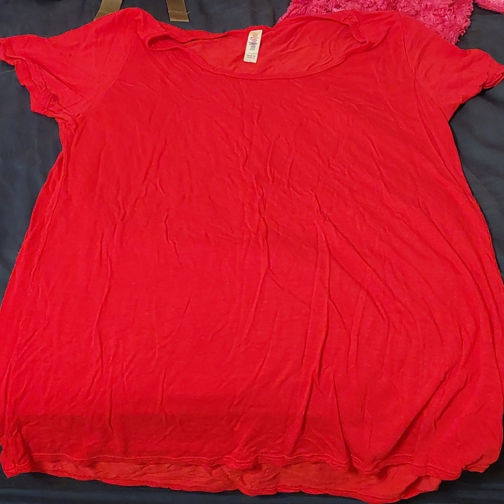 Large Red Lularoe shirt